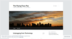 Desktop Screenshot of flyingfauxpas.com